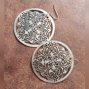 Elegant Silver Filigree Earrings